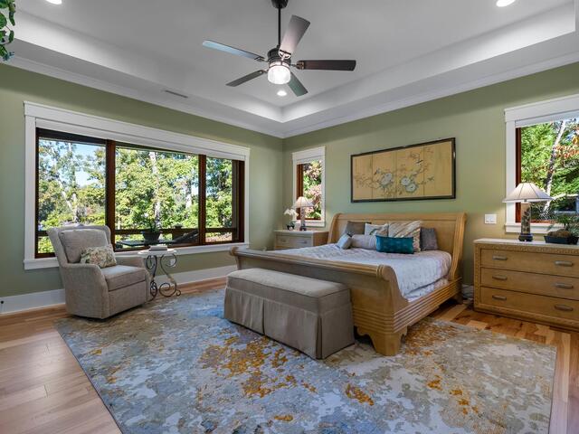 Photo of 144 E Waterford Drive