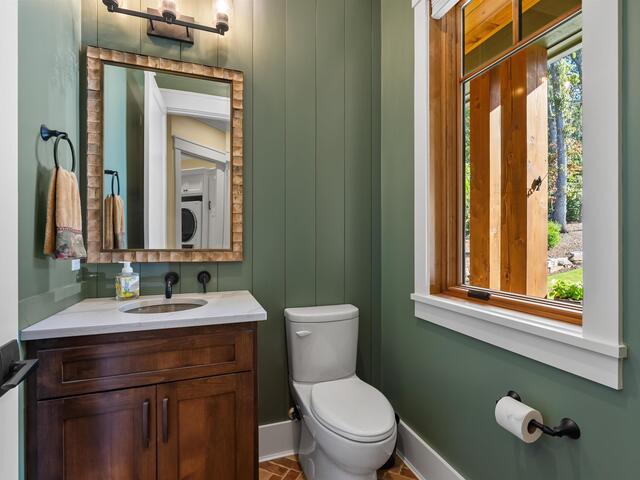 Photo of 144 E Waterford Drive