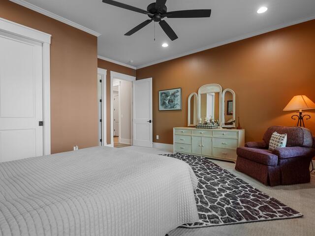 Photo of 144 E Waterford Drive