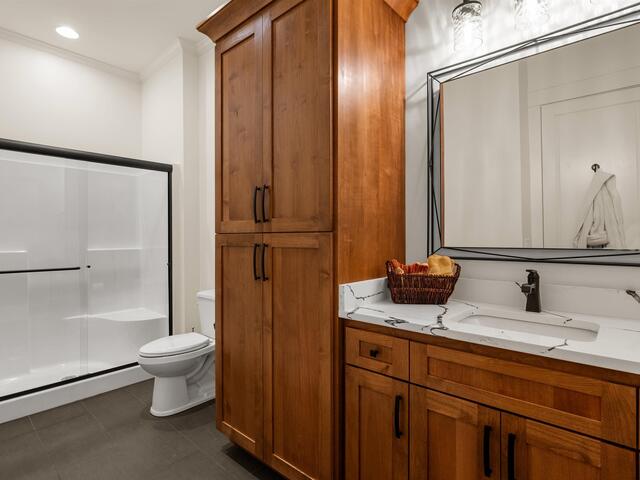 Photo of 144 E Waterford Drive