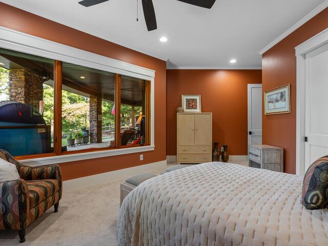 Photo of 144 E Waterford Drive