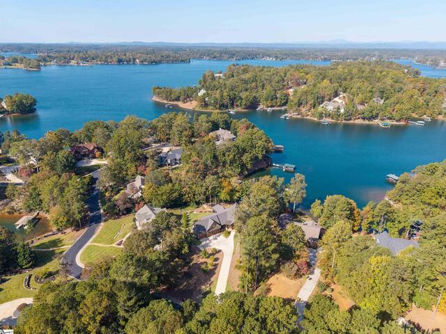 Photo of 144 E Waterford Drive