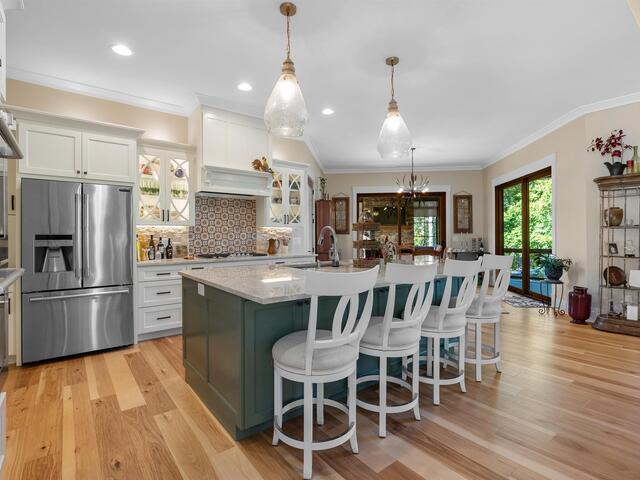 Photo of 144 E Waterford Drive