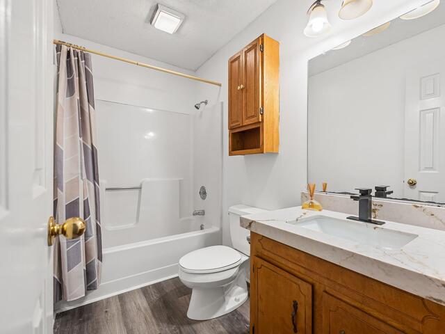 Photo of 106 Sunningdale Court