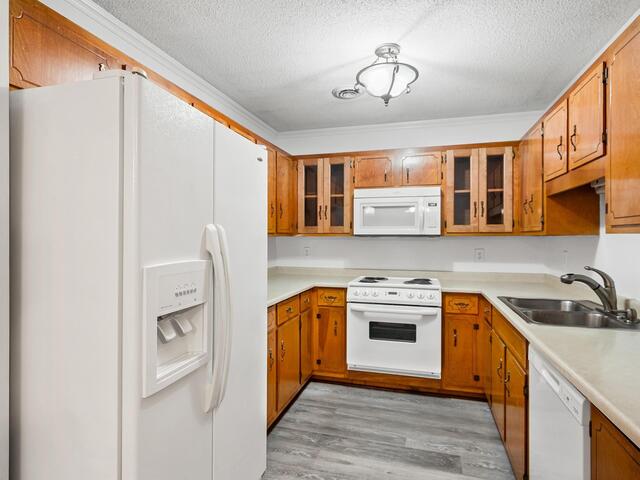 Photo of 106 Sunningdale Court