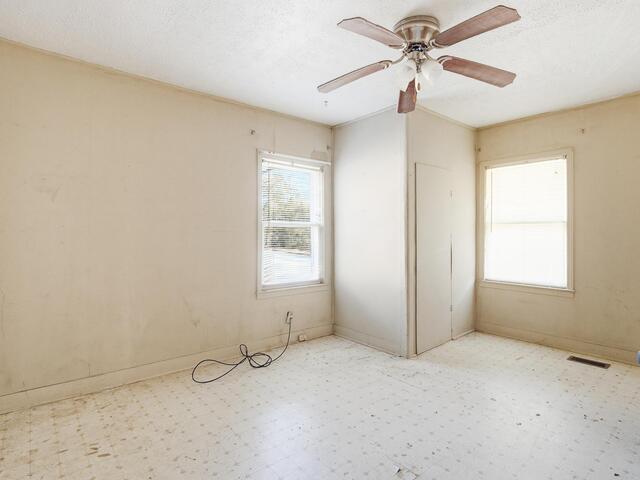 Photo of 2141 Geer Highway