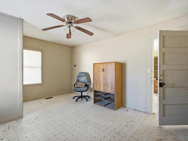 Photo of 2141 Geer Highway