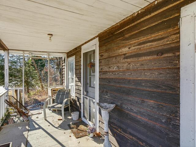Photo of 2141 Geer Highway