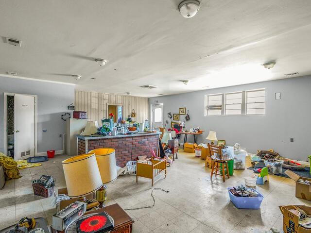Photo of 2141 Geer Highway