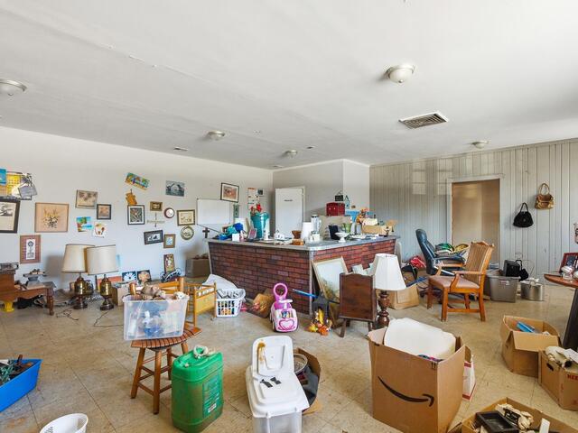 Photo of 2141 Geer Highway