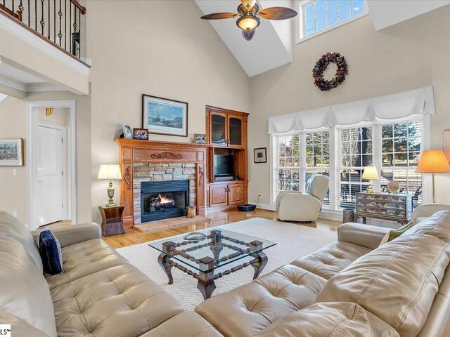 Photo of 644 Driftwood Drive