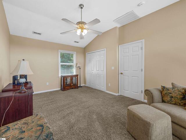 Photo of 397 Lake Road