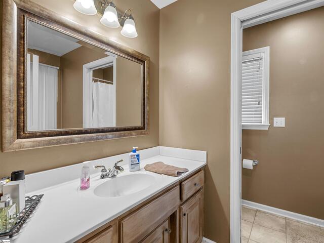 Photo of 397 Lake Road