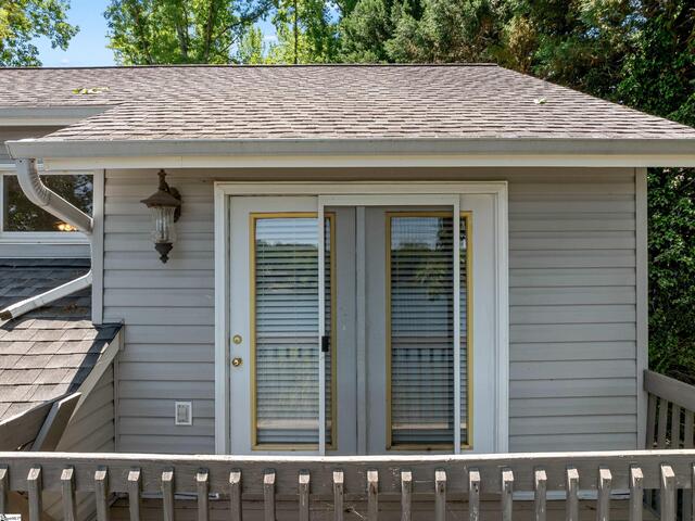 Photo of 397 Lake Road