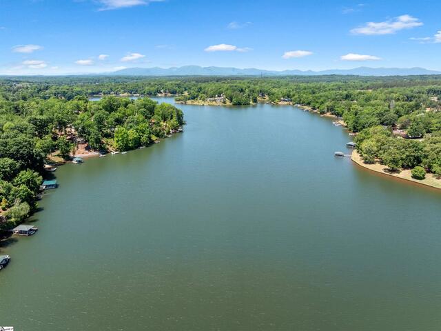 Photo of 397 Lake Road