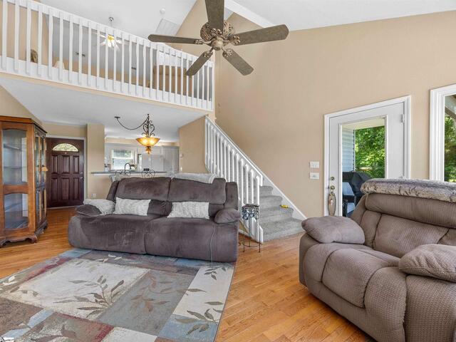 Photo of 397 Lake Road