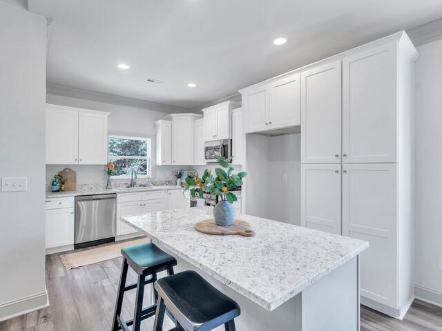 Photo of 139 Mountain Lake Drive