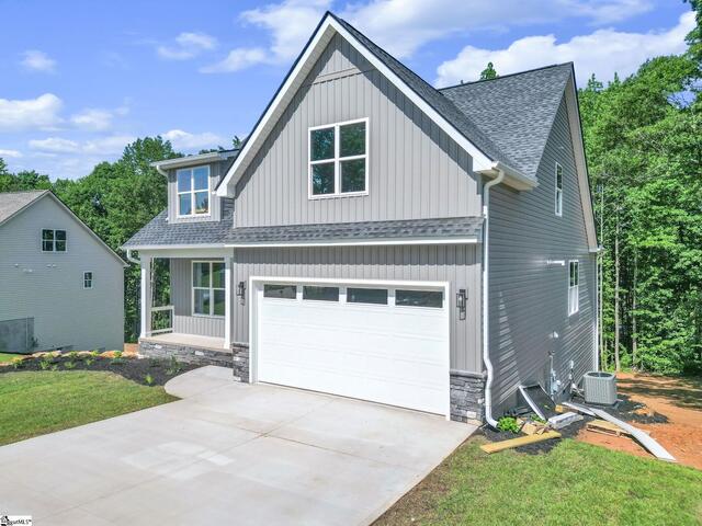 Photo of 139 Mountain Lake Drive