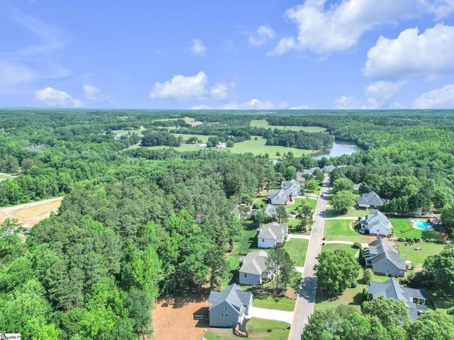 Photo of 139 Mountain Lake Drive
