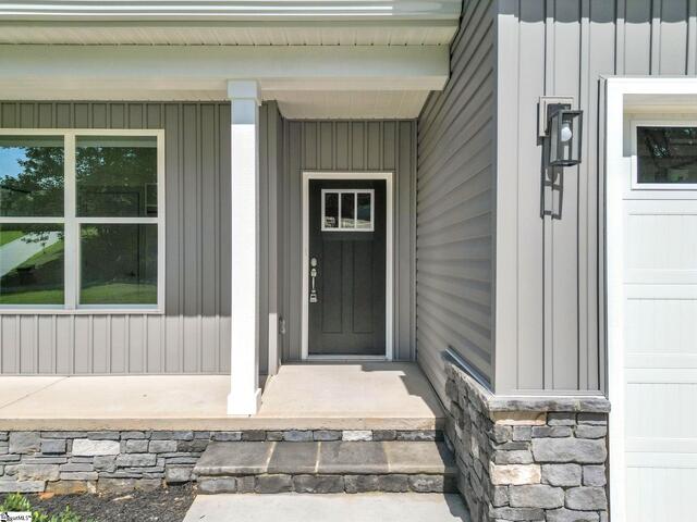 Photo of 139 Mountain Lake Drive