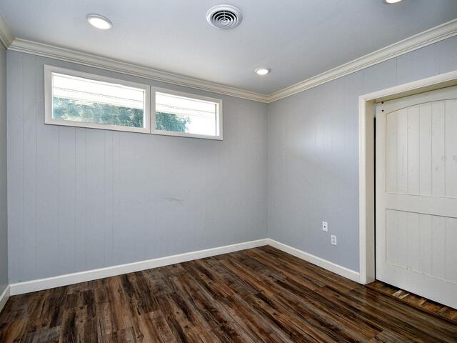 Photo of 413 Vardry Street