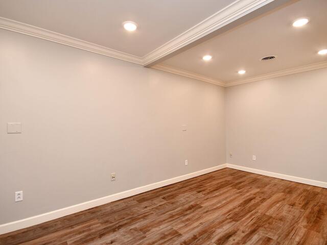 Photo of 413 Vardry Street