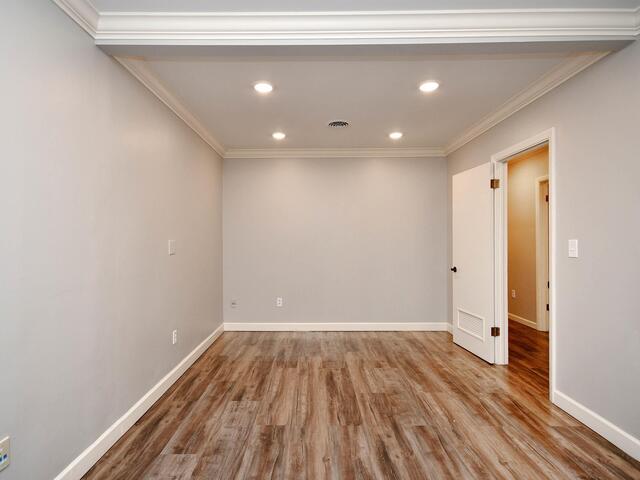 Photo of 413 Vardry Street