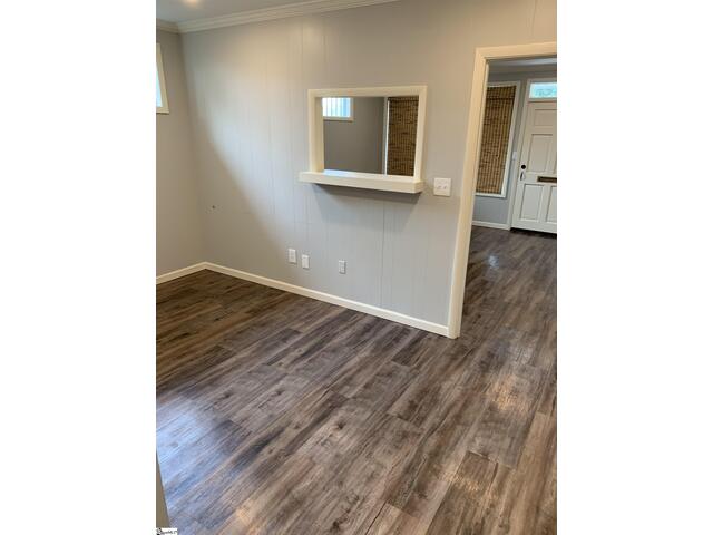 Photo of 413 Vardry Street