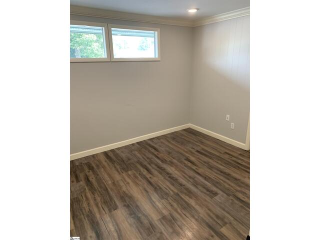 Photo of 413 Vardry Street