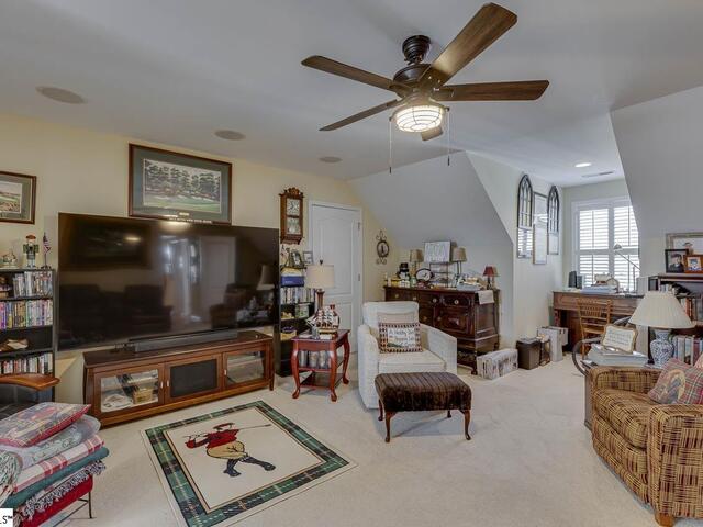 Photo of 101 Farm Mill Circle