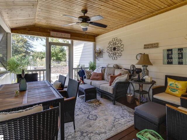 Photo of 101 Farm Mill Circle