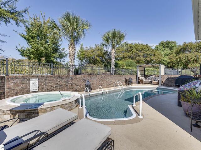 Photo of 101 Farm Mill Circle