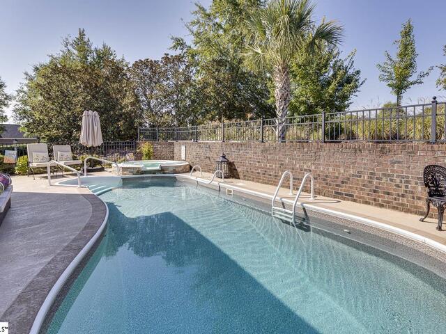 Photo of 101 Farm Mill Circle