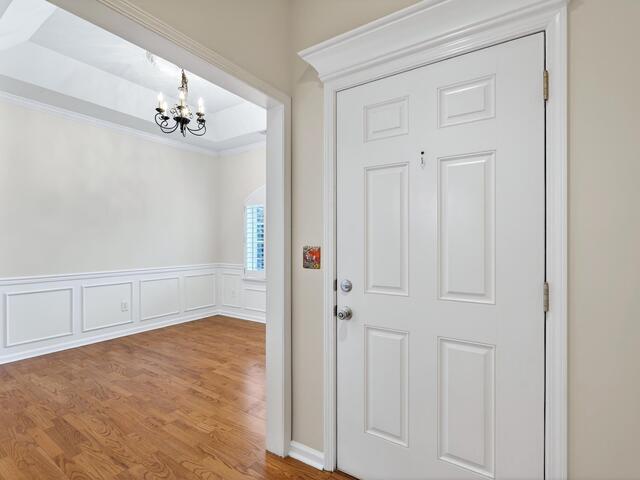 Photo of 307 Crandall Way