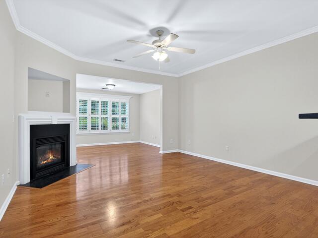 Photo of 307 Crandall Way