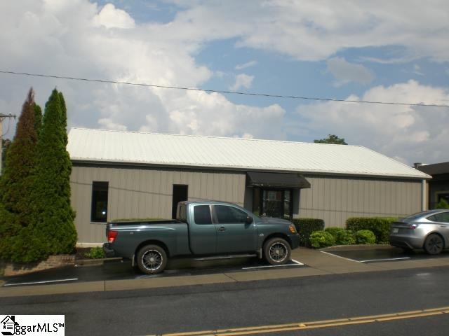 Photo of 106 N Pendleton Street