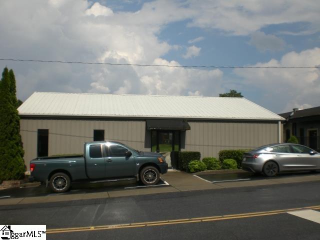 Photo of 106 N Pendleton Street