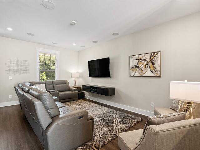 Photo of 516 Guess Street
