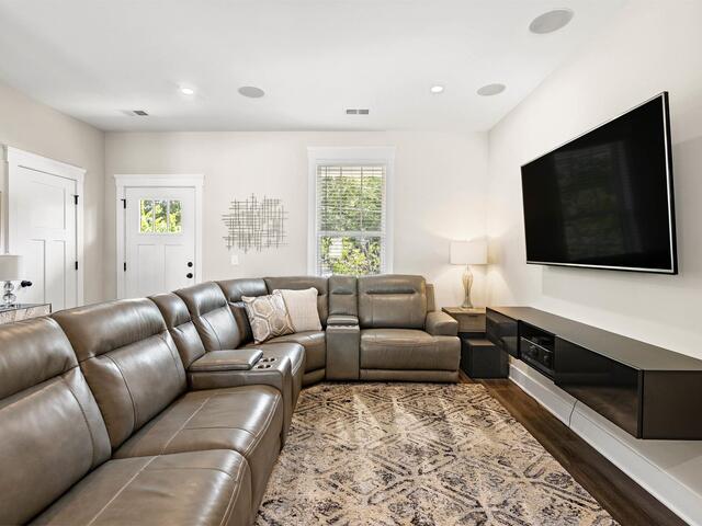 Photo of 516 Guess Street