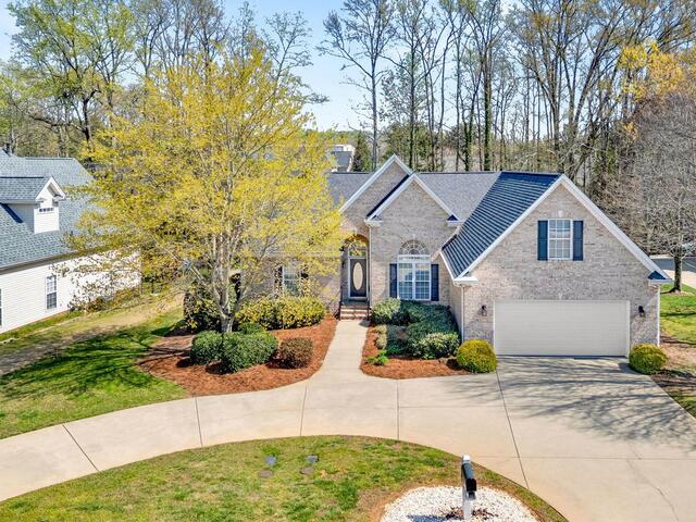 Photo of 11 Shannon Creek Court