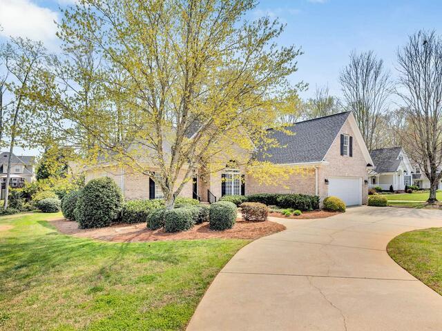 Photo of 11 Shannon Creek Court