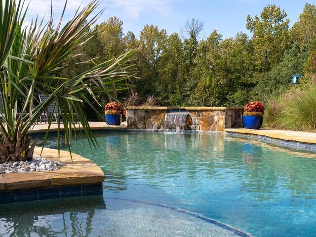 Photo of 100 Chamblee Boulevard