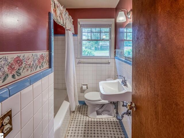 Photo of 25 Lisa Drive