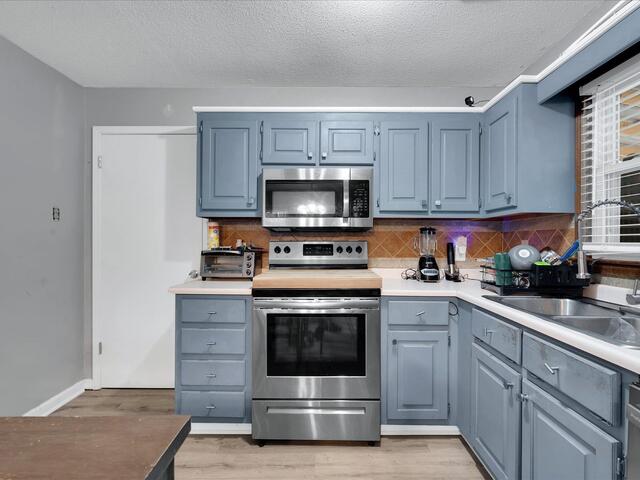 Photo of 1210 E Yellow Wood Drive