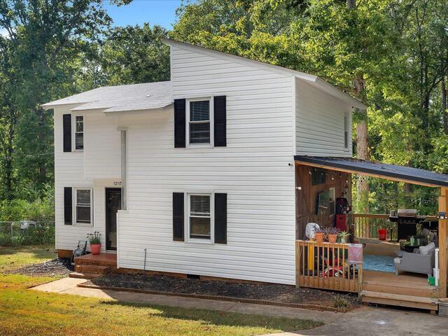 Photo of 1210 E Yellow Wood Drive