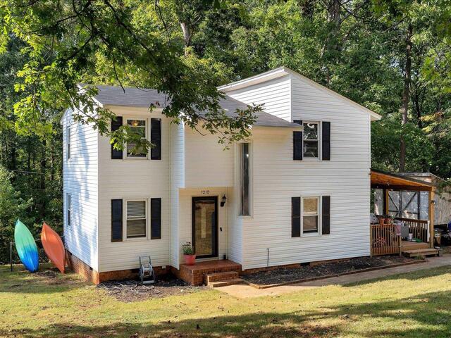 Photo of 1210 E Yellow Wood Drive