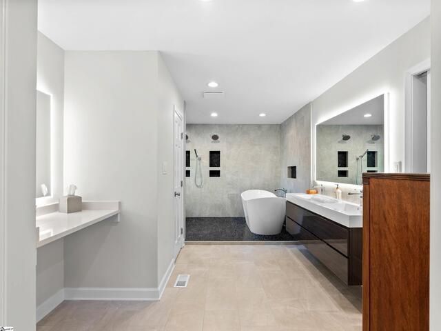 Photo of 620 Roper Mountain Road