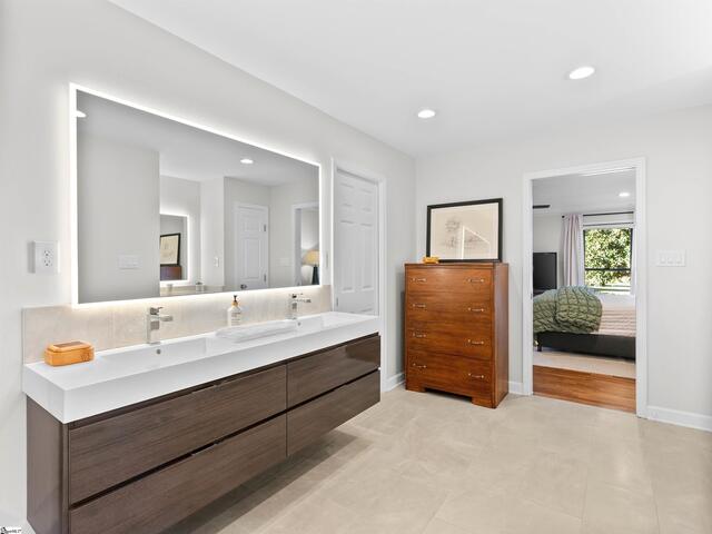 Photo of 620 Roper Mountain Road