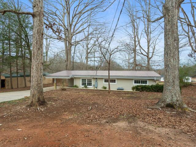 Photo of 407 Dogwood Lane Extension