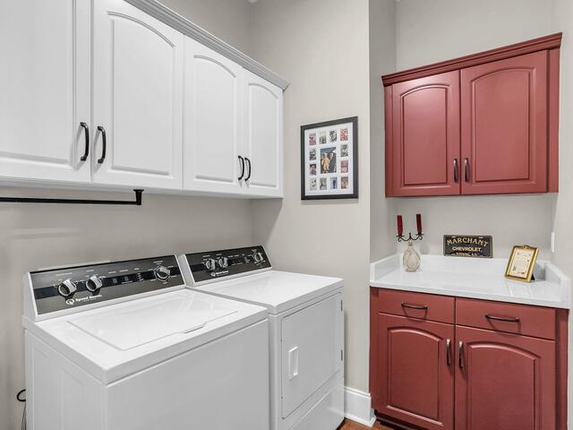 Photo of 703 Watermarke Lane